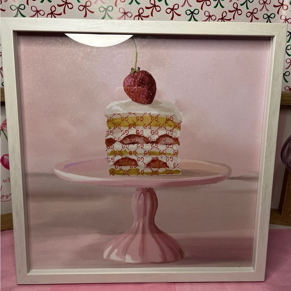 Instinct Style - Designer Wall Art - Gucci Strawberry Cake